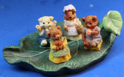 Mini teddy bear family