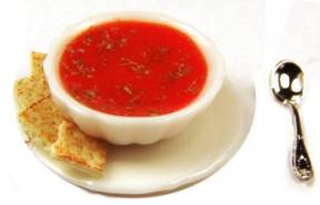 Tomato soup & crackers