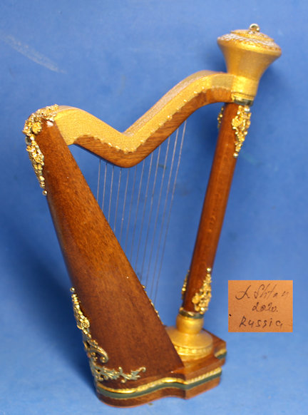 Ornate harp