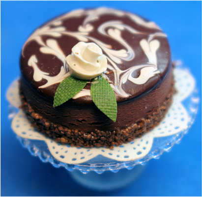 Cake - chocolate cake - glass pedestal