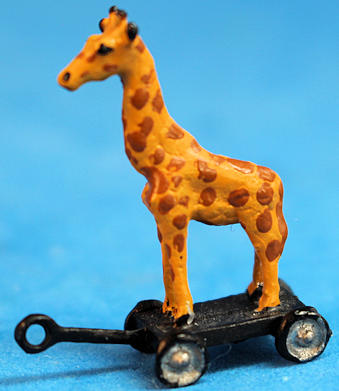 Pull toy giraffe