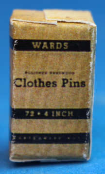 Clothes pin box
