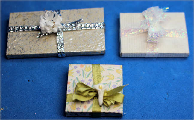 Deluxe wrapped wedding gifts