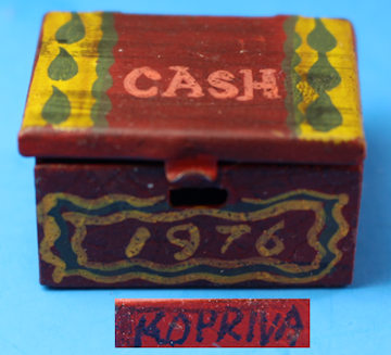 Cash box