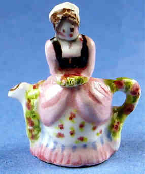 Teapot- Chelsea lady