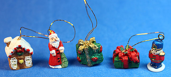 (image for) Christmas ornaments