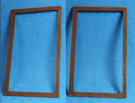 (image for) Wood frames - set of 2