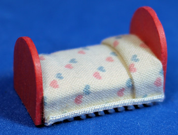 (image for) Bed - 1/4 scale