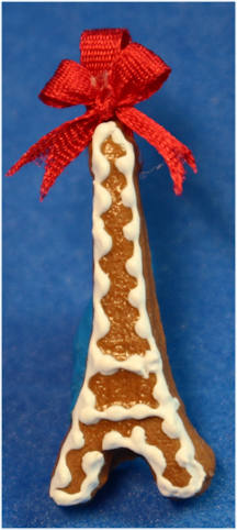 (image for) Eiffel tower Christmas gingerbread cookie