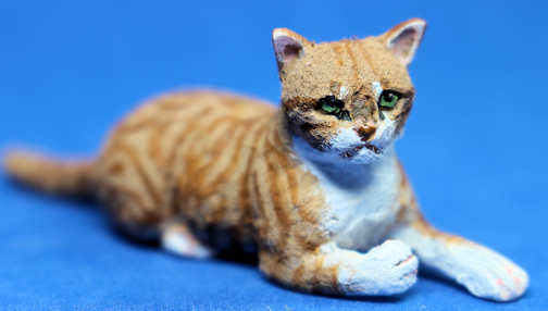 (image for) Cat ginger lying