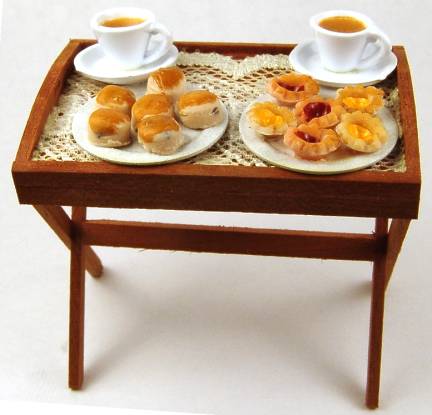(image for) Butler tray - filled