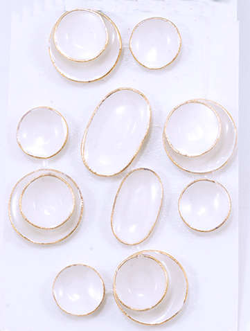 (image for) Dinnerware for 4 - white with gold rim