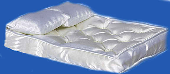 Mattress and pillows white - double (image for) Mattress and pillows white - double