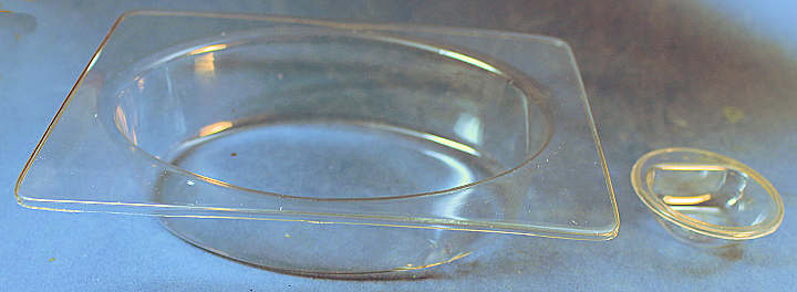 (image for) Bathtub and sink - clear