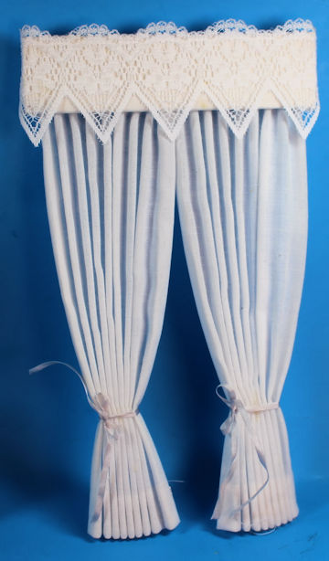 (image for) Cornice and swag