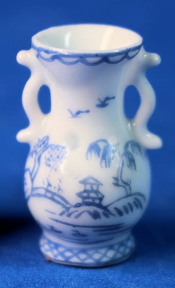 (image for) Vase with handles - Asian design
