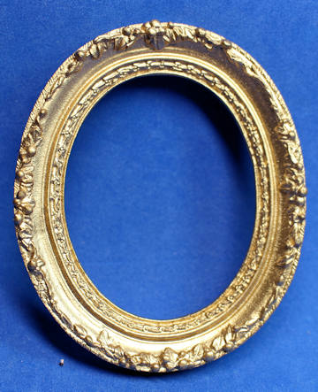 (image for) Elegant oval picture frame