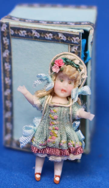 (image for) Doll for a doll girl - tiny