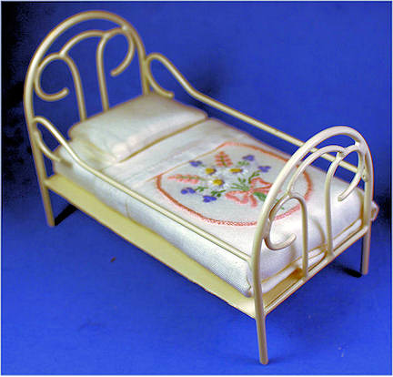 (image for) Child's metal bed
