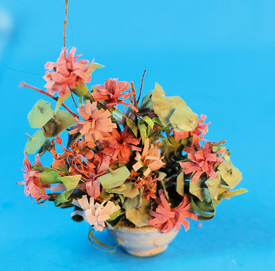 Dried flowers in bowl