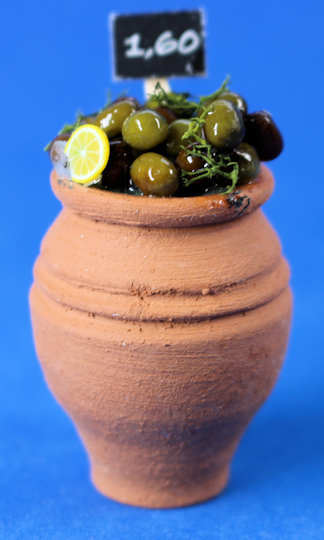 (image for) Olives in urn - medium