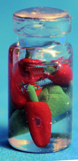 (image for) Jar of chili peppers