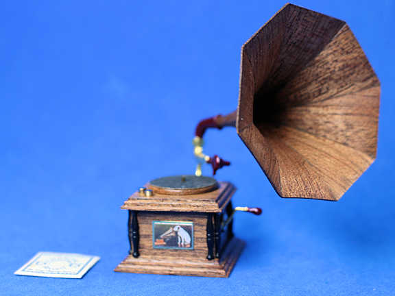 (image for) Gramophone
