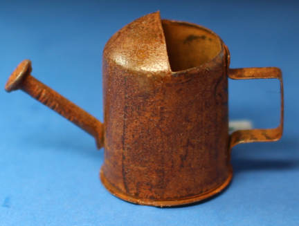 (image for) Watering can- rusty