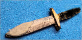 (image for) Dagger - black handle