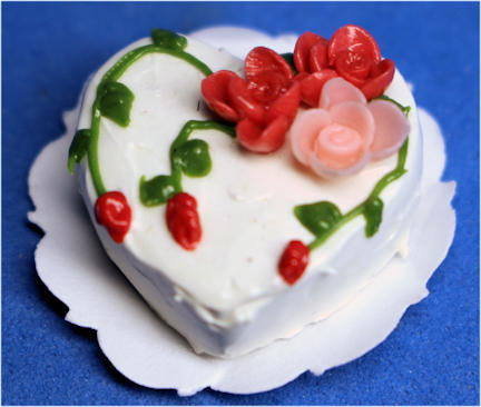 (image for) Heart cake with flowers