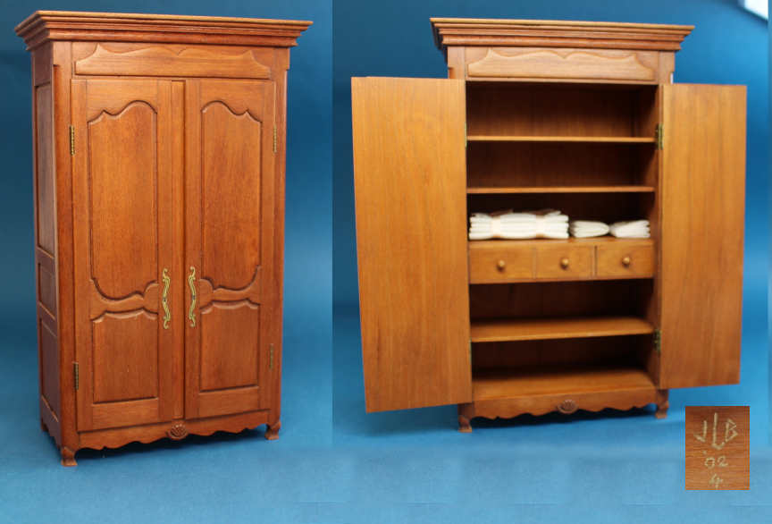 Linen cabinet - Juian Biggers - Click Image to Close