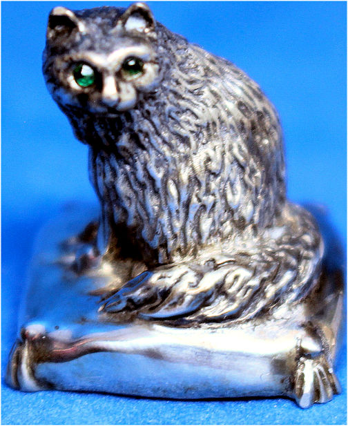 (image for) Sterling silver cat with emerald eyes