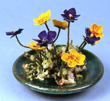 (image for) Flower arrangement - pansies