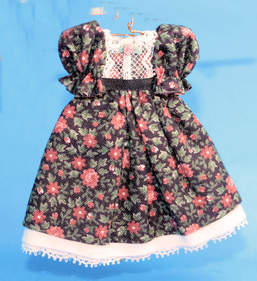 Girl's dress - flowers