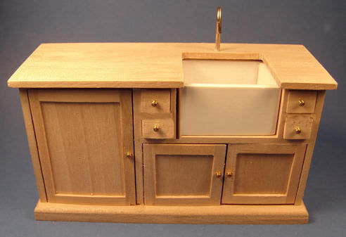 (image for) Kitchen sink with workspace