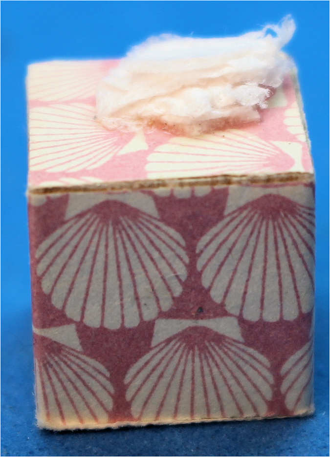 (image for) Box of tissues - flowers