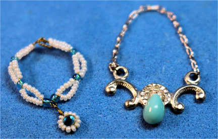 (image for) Necklaces - set of 2
