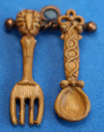 (image for) Hanging utensils