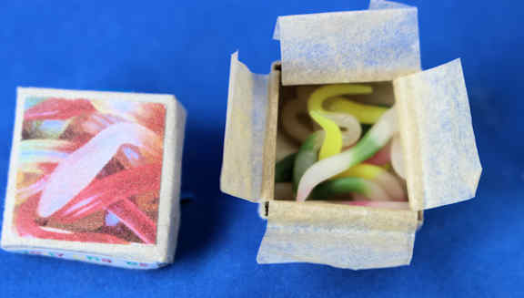 Box of jelly snakes - candy (image for) Box of jelly snakes - candy