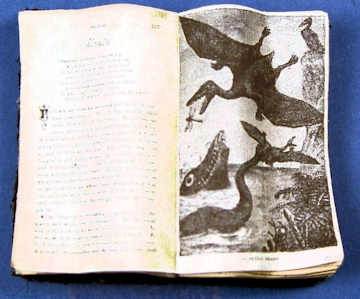 (image for) Mythical creatures book "used" - open