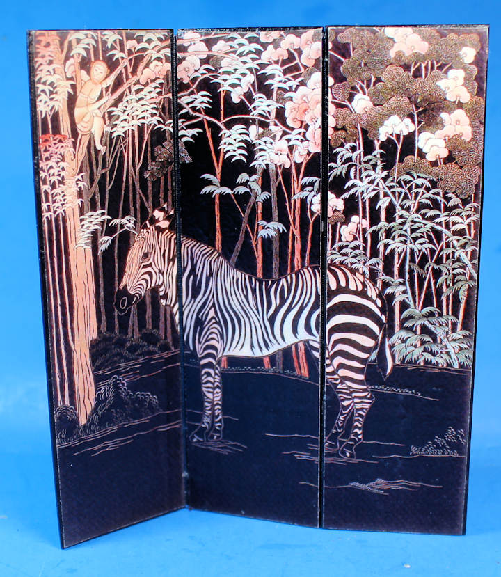 Room screen - zebra