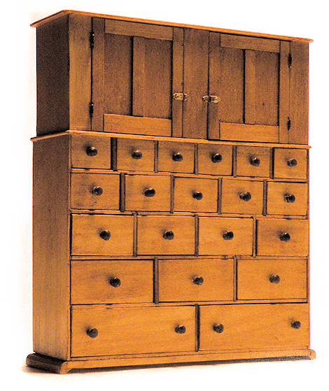 Shaker cupboard and case of drawers - Click Image to Close