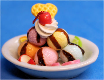 (image for) Deluxe ice cream treat