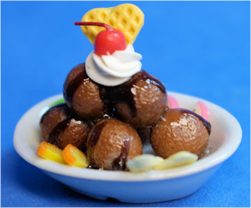 (image for) Deluxe ice cream treat