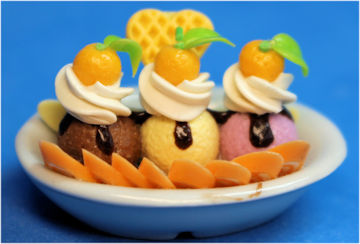 (image for) Deluxe banana split