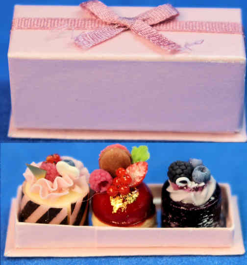 (image for) Box of elegant cupcakes #4