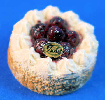 (image for) Cherries topped whip cream cake