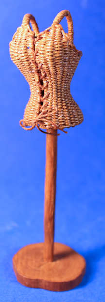 (image for) Dress form - wicker