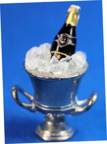 (image for) Champagne in a bucket