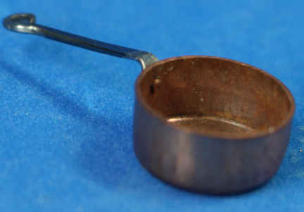 Deep frying pan - grungy (image for) Deep frying pan - grungy